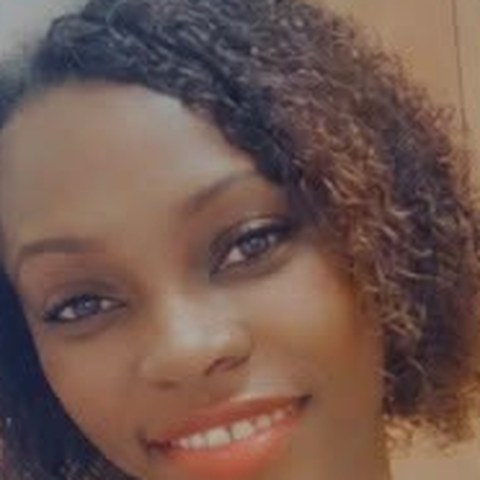 Vanessa GOMAH, Chargée de communication