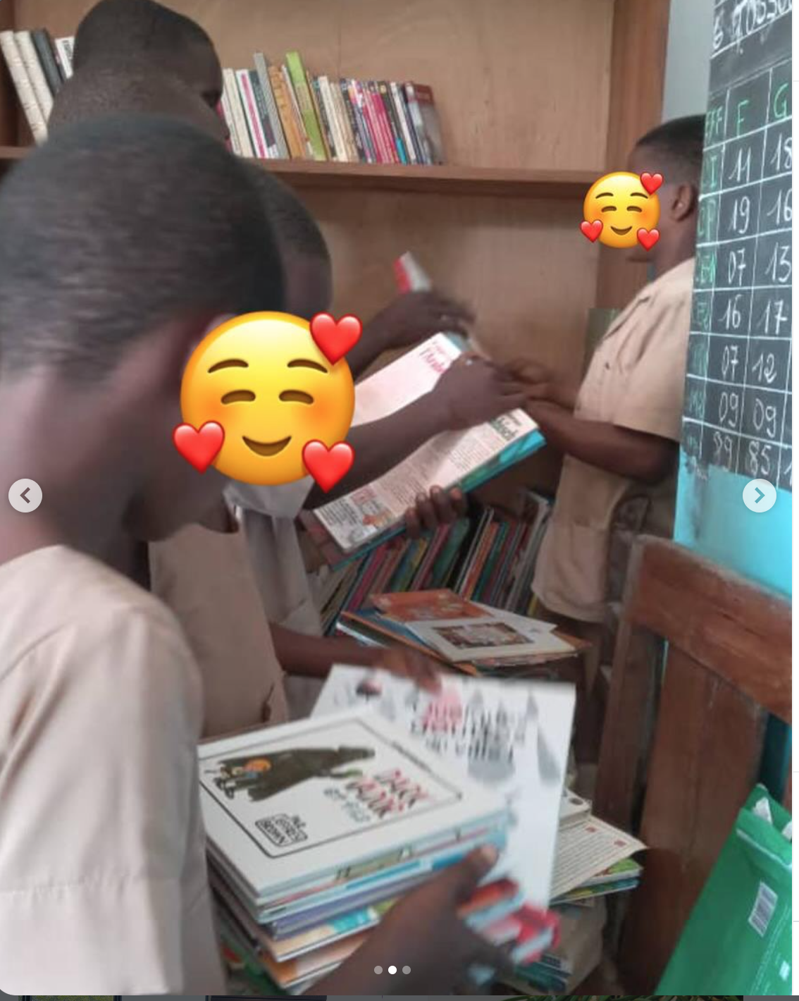 Distribution de livres au Bénin